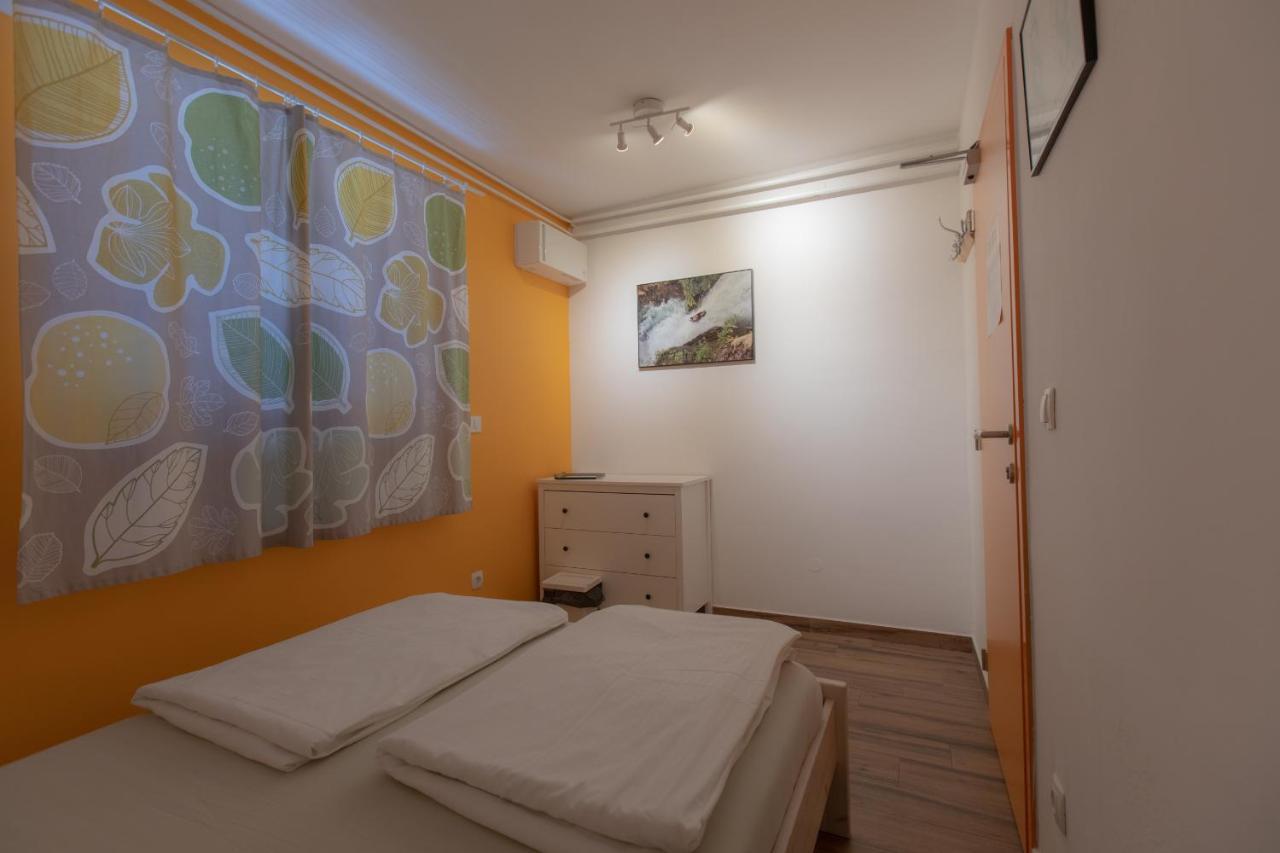 Hostel Soča Rocks Bovec Exteriör bild