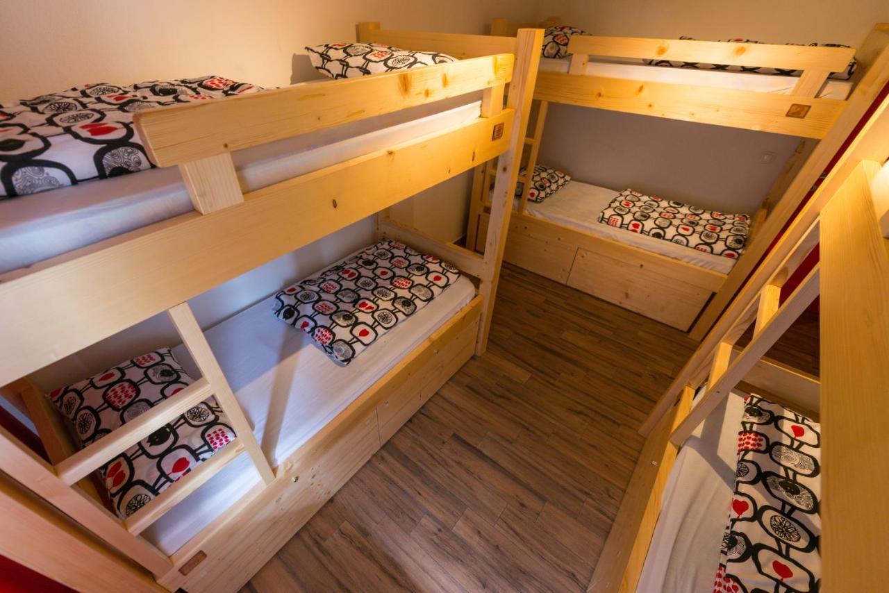 Hostel Soča Rocks Bovec Exteriör bild