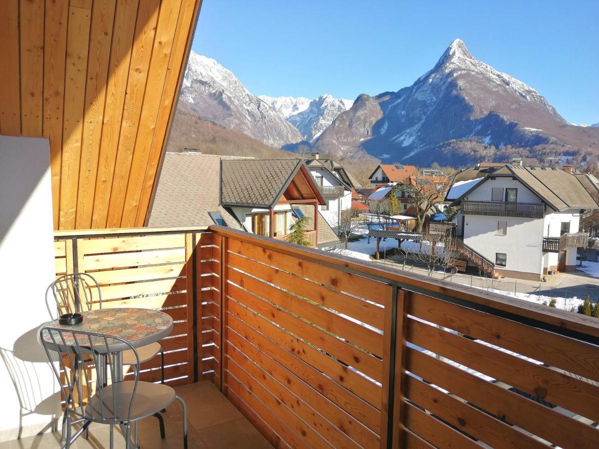 Hostel Soča Rocks Bovec Exteriör bild