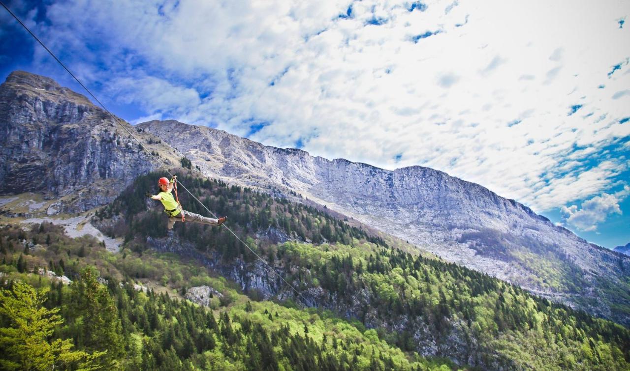 Hostel Soča Rocks Bovec Exteriör bild