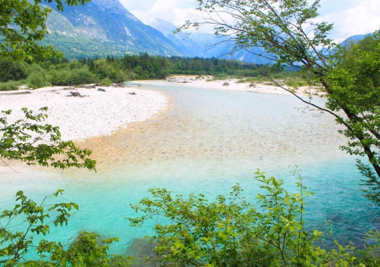 Hostel Soča Rocks Bovec Exteriör bild