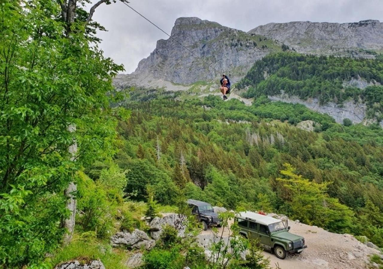 Hostel Soča Rocks Bovec Exteriör bild